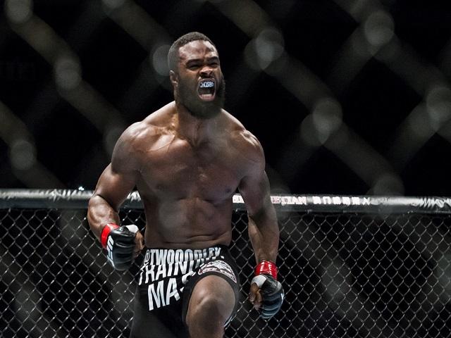 Jake is backing Tyron Woodley to win by decision
